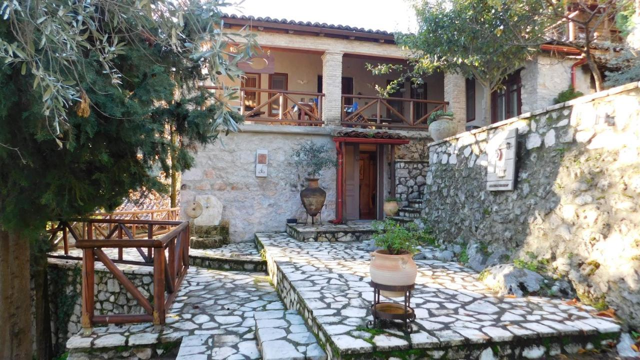 Agoriani Art Suite - 4 Seasons' Natural Living Lílaia Extérieur photo
